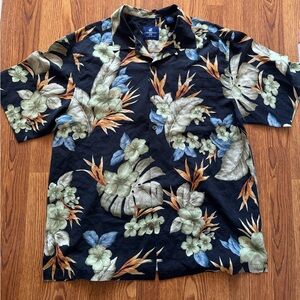 Vintage 100% Silk Hawaiin Floral-print Hibiscus Shirt